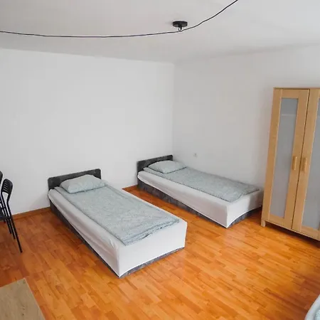 民宿 Woku Świebodzice