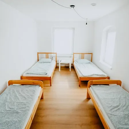 民宿 Woku Świebodzice